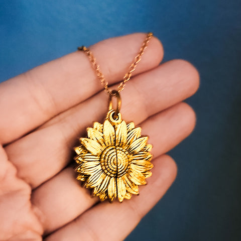 Sunflower Reveal Necklace (Silver or Gold), 1 Total, Metal Blank #153