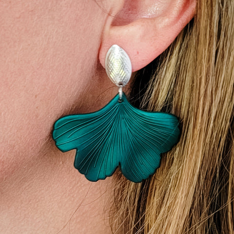 Satin Forest Green Ginkgo Leaf Pendants, 10 Pieces, Ginkgo #23