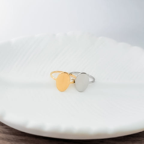Centered Oval Ring (Silver or Gold, Sizes 6-10), 1 Total, Metal Blank #158
