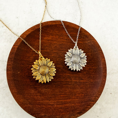 Sunflower Reveal Necklace (Silver or Gold), 1 Total, Metal Blank #153