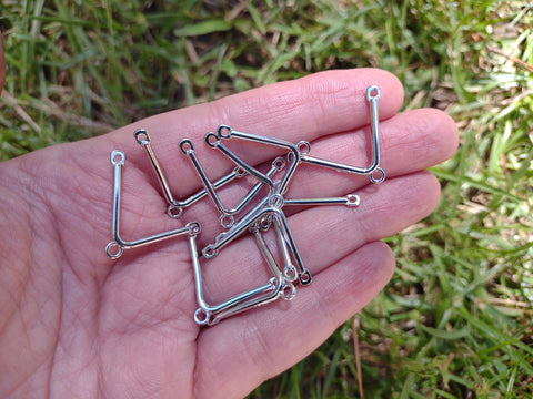 Silver V Shape Connector, 10 Pieces