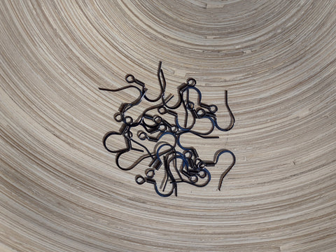 Black Stainless Ear Wires 2.5mm Hole (Hammered Flat French Style), 20 Pieces, Earring Hook #45