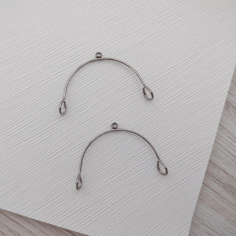 Silver Stainless Steel Medium Arches, 10 Pieces, Connector #84