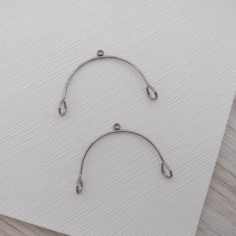 Silver Stainless Steel Medium Arches, 10 Pieces, Connector #84