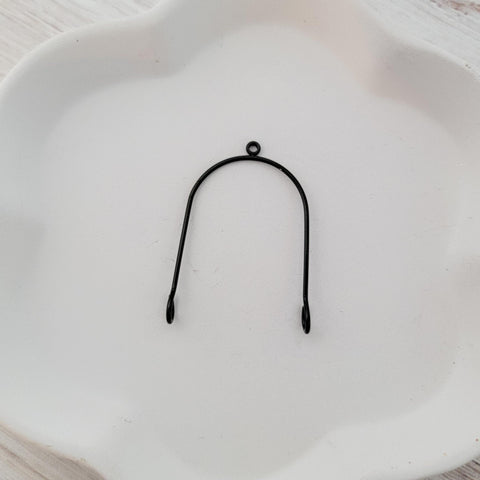 Black Stainless Steel Small Arches, 10 Pieces, Connector #75