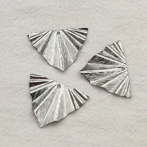 Silver Brushed Brass Triangle Art Deco Charms, 10 Pieces, Charm #97