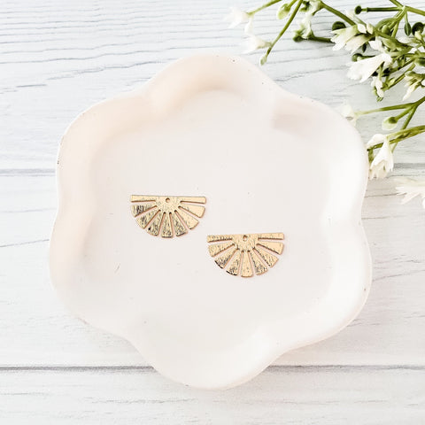 Gold Ray Semicircle 1-Hole Brushed Brass Pendant, 10 Pieces, Charm #92