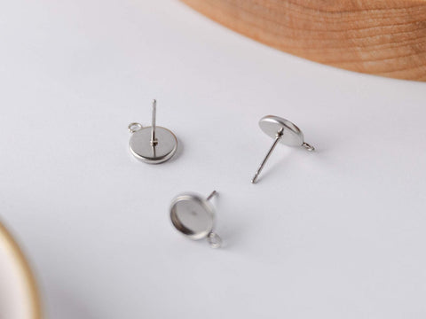 Silver Stud 8mm Stainless Steel Stud Bezel Connector (With Loop), 10 Pieces, Stud #65