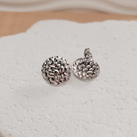 Silver Hammered Circle Stud Connector, 10 Pieces, Stud #85